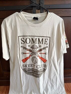 Somme Skeet Club Graphic Tee - Cream with Red & Brown Print